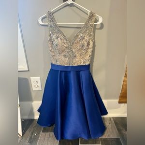 JOVANI COCKTAIL SIZE 0